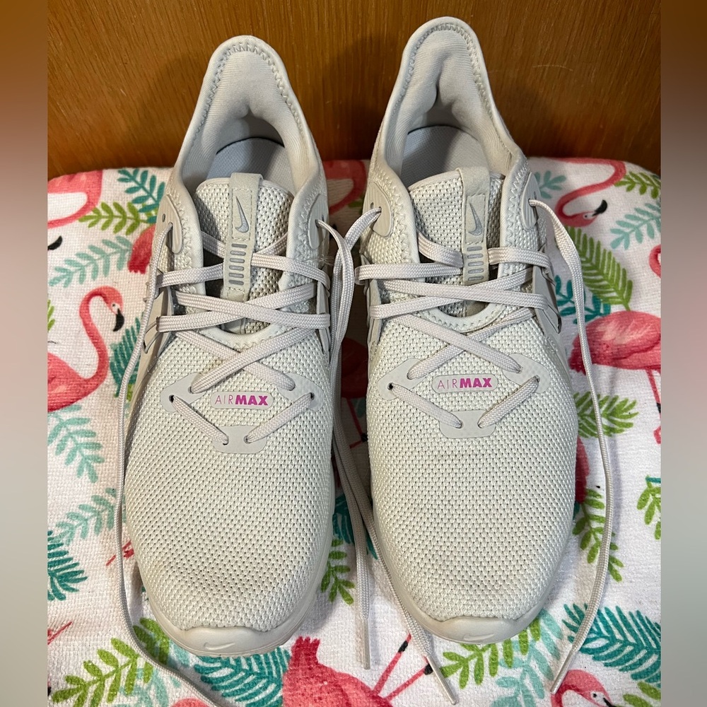 Nike Air Max Women’s Sz 8.5